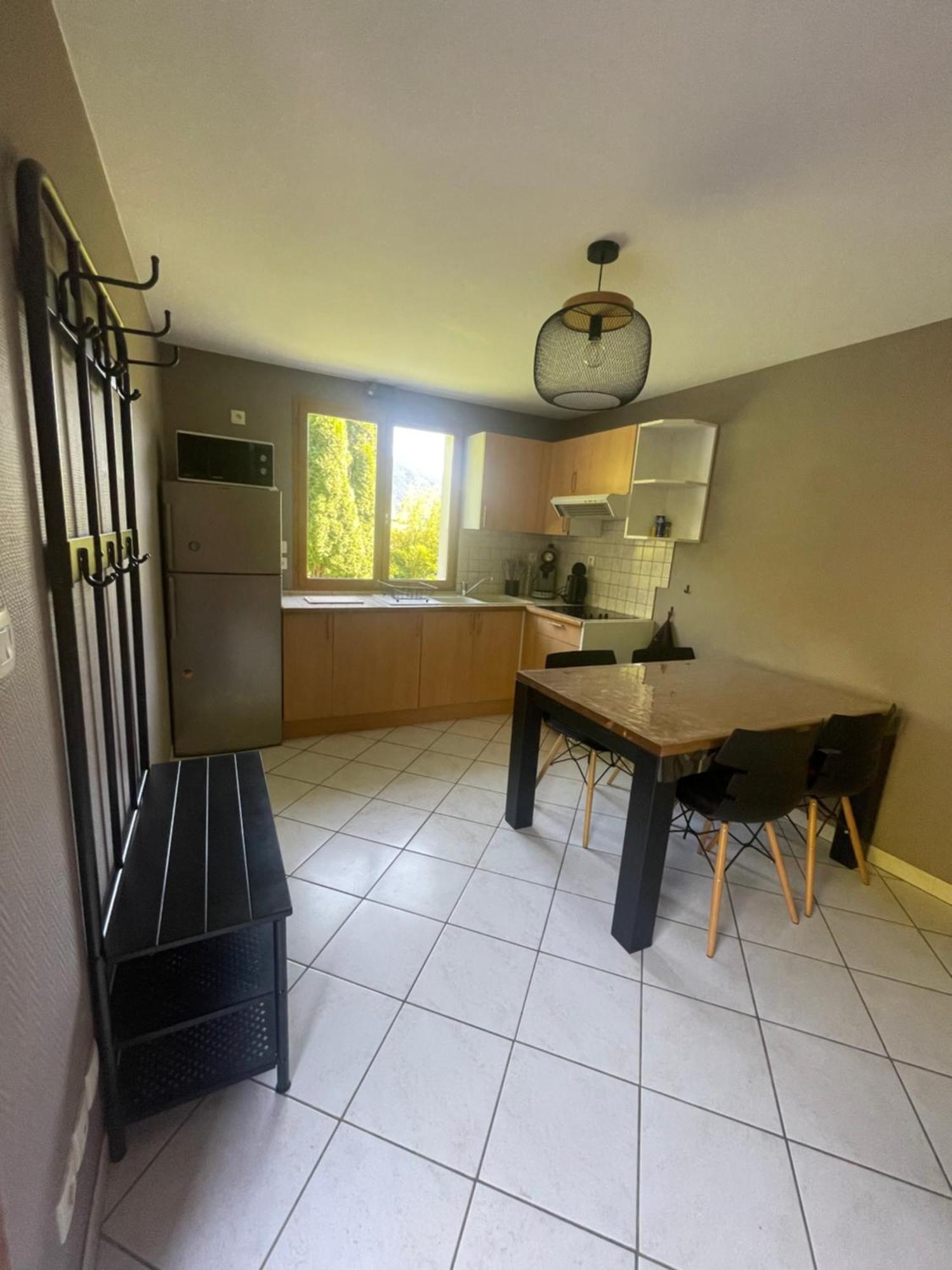 Appartement Entre Lac Et Montagnes Thônes Eksteriør bilde